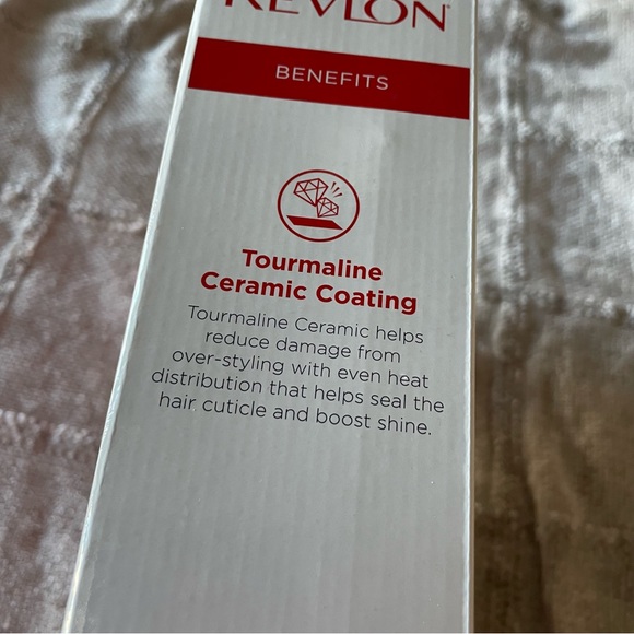 Revlon 3-Barrel Jumbo Waver Tool - Picture 6 of 6